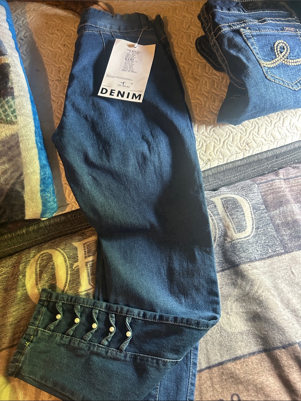 Frame Denim Straight Jeans in Dark Blue